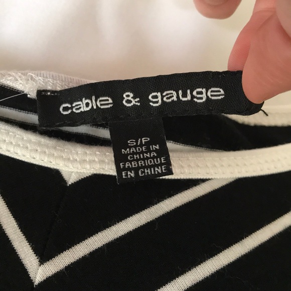 black and white strip women’s top - Picture 2 of 3